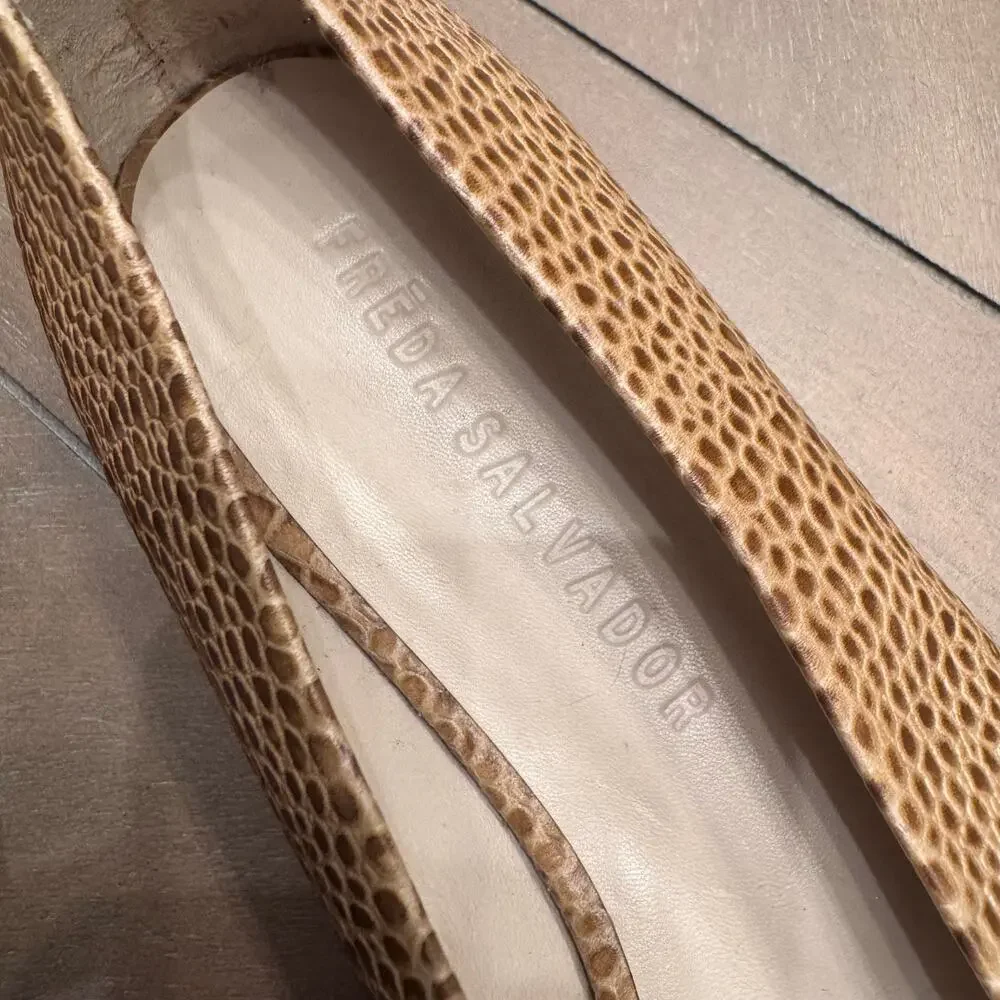 NWOB Anthropologie Freda Salvador LISA 7 Croc Embossed Leather Pointed Flats Sz8